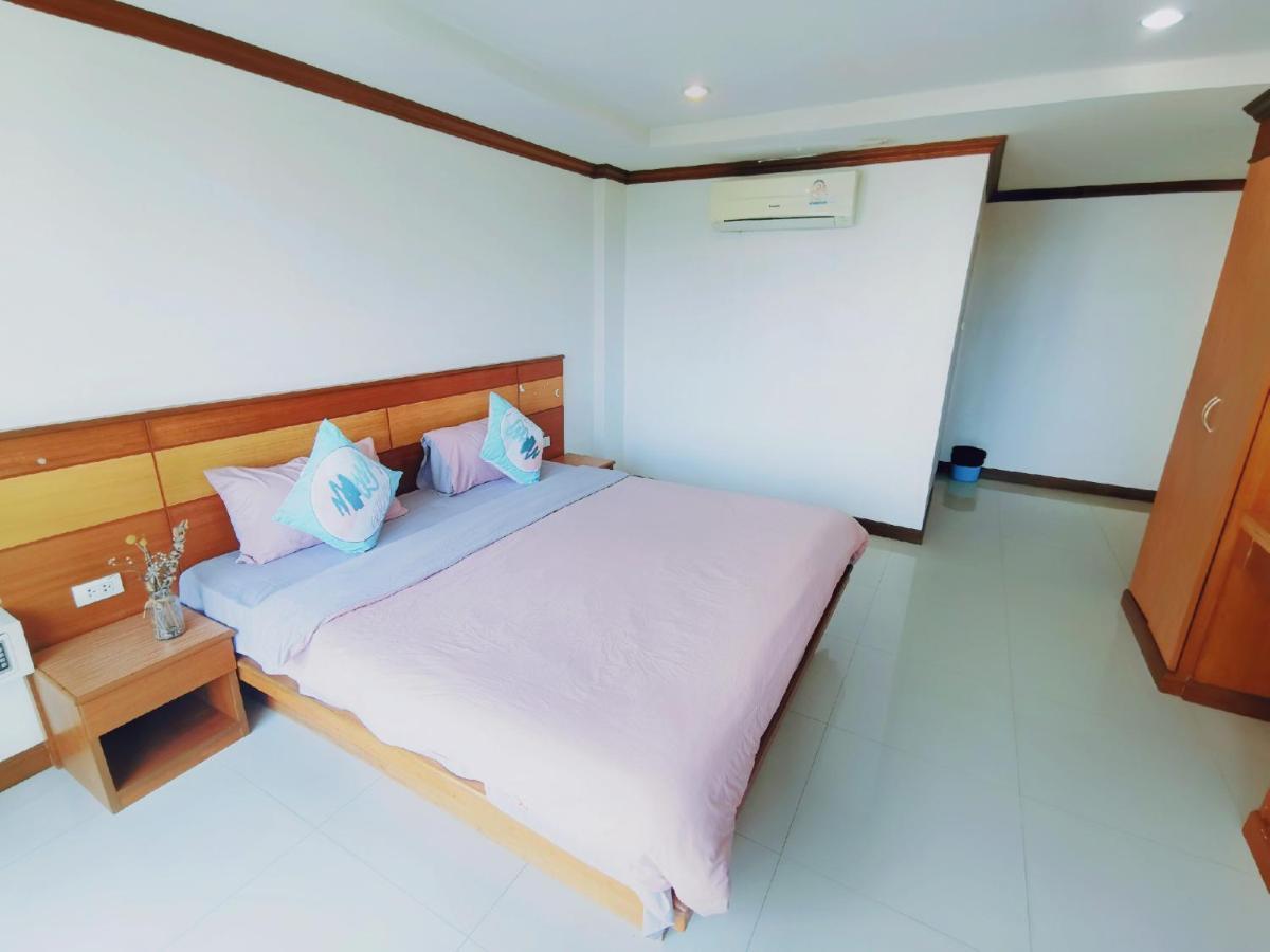 Lanting Hotel Patong Exterior photo