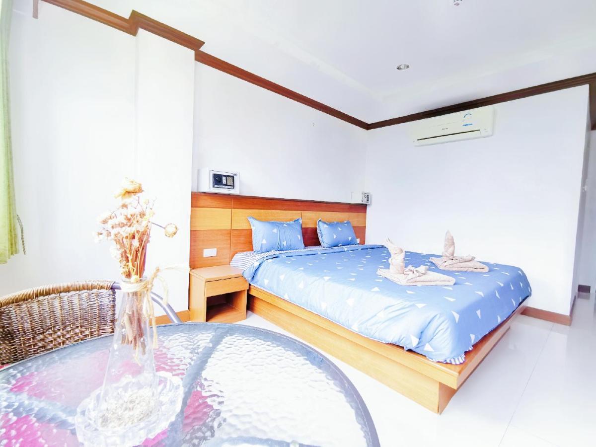 Lanting Hotel Patong Exterior photo
